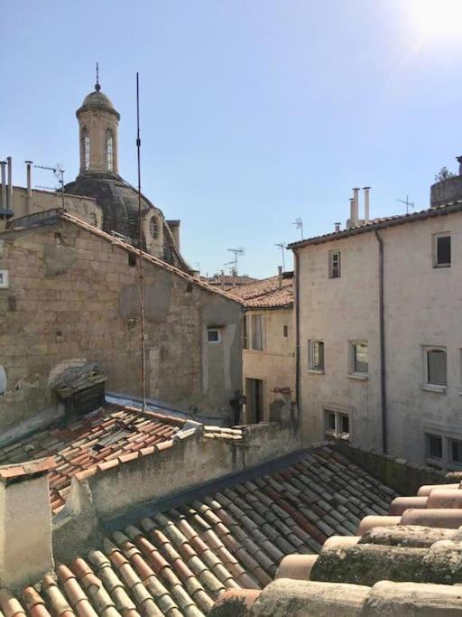 Studio Sous Les Toits Tres Bien Place Et Climatise Montpellier Eksteriør billede